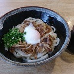 手打ちうどん よしの - 肉ぶっかけうどん(660円)