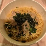 タパス＆タパス - 蓮根と菜の花と豚バラのバター醤油パスタ 1,300円（税込）