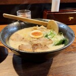 らーめん本郷亭 - 白湯らーめん・チャーシュー3枚