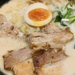 らーめん本郷亭 - 白湯らーめん・チャーシュー3枚