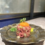 292678584 - ユッケ
