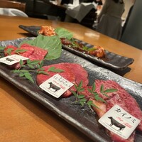 松阪牛炭火焼肉 東海亭 - 