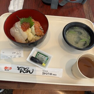 まぐろどんどん_0