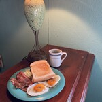 バイ ミー スタンド - ブレックファストプレート（1100円）