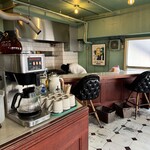 バイ ミー スタンド - 店内（１階）