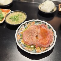 赤身焼肉 かるびあーの 新橋店 - 