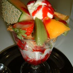 フレンチカフェ シェ･ワタナベ 学園通り店 - プティフルーツパルフェ