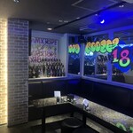 18 PREMIER BAR - 