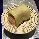 野嵯和 - 鱒寿司　ズッキーニ