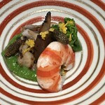 炙った鳥貝　つくし　菜の花　車海老