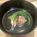 虎白 - 雌猪　バラ　めかぶ　うぐいす菜　鰹と昆布　お出汁