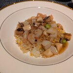 中国料理 皇苑 - 魚介と茸のあんかけチャーハン　トリュフ風味