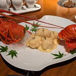 中国料理 皇苑 - フレッシュ伊勢海老を使ったエビマヨ