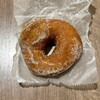 ツリーズ コーヒー カンパニー - 料理写真:シュガー生ドーナツ ¥223- (税込)