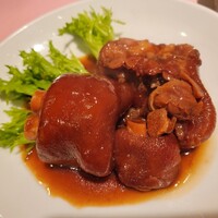 シェフス - 豚足煮込み