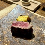 HAGI - 福島県産あか牛のサーロインステーキ、サツマイモ