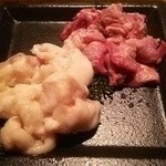 厳選和牛 焼肉 犇屋 心斎橋店 - ホルモンも鮮度がいい