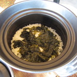 僧伽小野 一秀庵 - ご飯は「ワカメの土鍋ご飯」です。