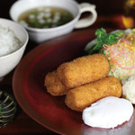 門前洋食 藤屋 - ズワイ蟹のクリームコロッケ 果実と野菜の完熟ソース