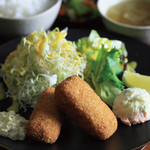 門前洋食 藤屋 - サーモンフライ 自家製タルタルソース