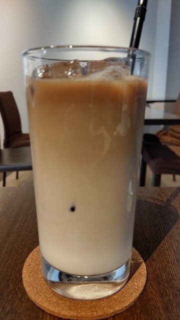 cafe &amp; dining Azalea