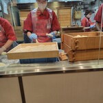 ５５１蓬莱 神戸阪急店 - 