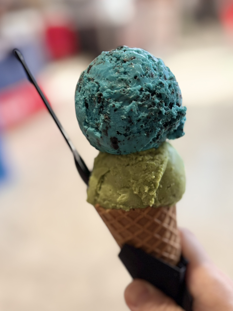 写真 : CRAZY ICE CREAM 福山SA店 （クレイジーアイスクリーム