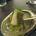 日本料理 晴山 - ３～4時間蒸した柔らかな鮑。うまー。