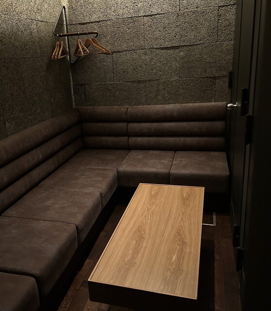 Bar Second ≒ Living room （バーセカンド リビングルーム）のご予約 - 広尾/バー | 食べログ