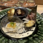 鮨 山浦 - 八寸(タコ煮、ホタルイカとウド酢味噌添え、のれそれジュレ添え)