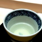 くるますし - タイ汁。 清廉で清澄。 澄みわたる。 ナニ、この猛烈な旨味は！？ 俗なる人間が飲んでもいいの？ 神様の飲みものでないの？