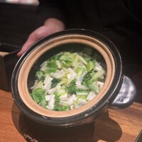 肉割烹 ASATSUYU - 天草大王と春の山菜の土鍋ご飯