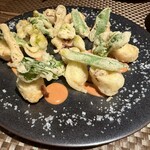 ビストロ ウエノ ニバンチョウ - やり烏賊と春野菜のフリット