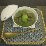 日本料理 晴山 - デザート:ぶどうずくし。三種類のブドウとワインのゼリー。