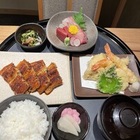 うなぎ四代目菊川 ヒルトンプラザウエスト大阪店 - 