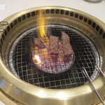 やきにく 燈火園 - 