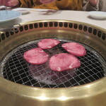 やきにく 燈火園 - 