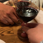 フレンチ割烹 kamenote - いつもの〜お気に入りの赤ワイン〜周りの方々は〜オレンジワインをオーダーしていらっしゃいましたぁ〜‥次回は♡‥