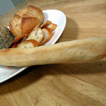 翠玉堂 - 長ーいアンパン