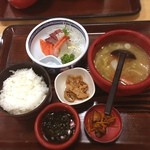 Yamaroku En - 番屋汁定食