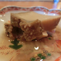 日本料理 たかむら - 男鹿椿漁港から800g越えのクロアワビ。味が凝縮してうまい。