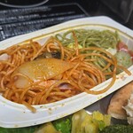 キッチン ブルー グローブ - ナポリタン、青じそパスタのアップ