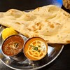 ヨコハマ アジアンダイニング&バー - Aセット(左ラムカレー、右バターチキンカレー)