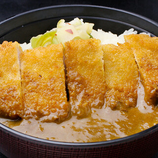 とんかつ屋のこだわりカレーも！！