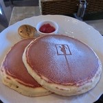 カフェ・ル・プティ・ニ・トロワ - 