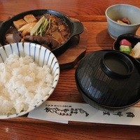 ももんじや - ランチはお得な感じがします。