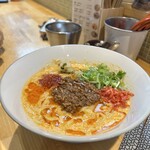 猫と月 chan mie noodles - 