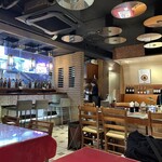 壁の穴 渋谷本店 - 店内