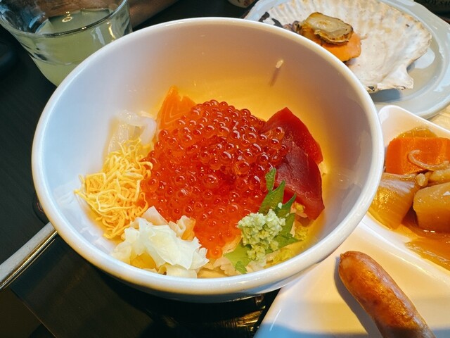 いくら丼