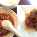 中国料理 四川 - ランチセット　麻婆豆腐・鶏唐揚げ